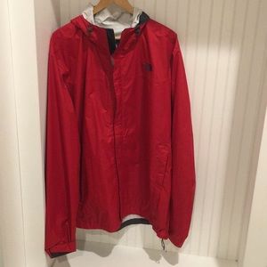 North Face Windbreaker / raincoat